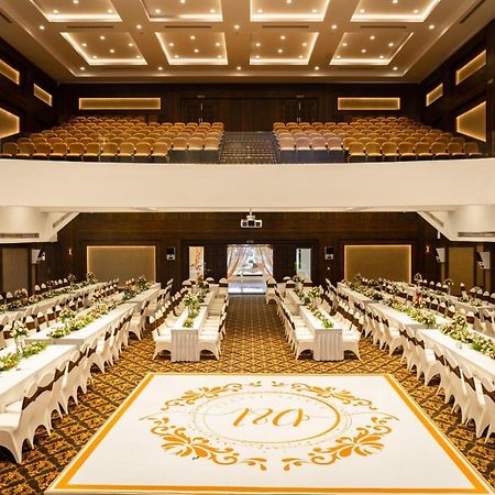 Hotel The King'S Meadows Golhalli Esterno foto