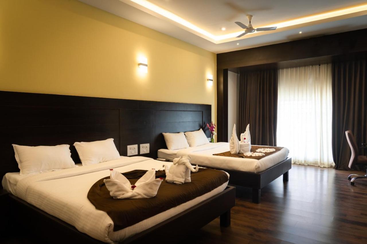 Hotel The King'S Meadows Golhalli Esterno foto