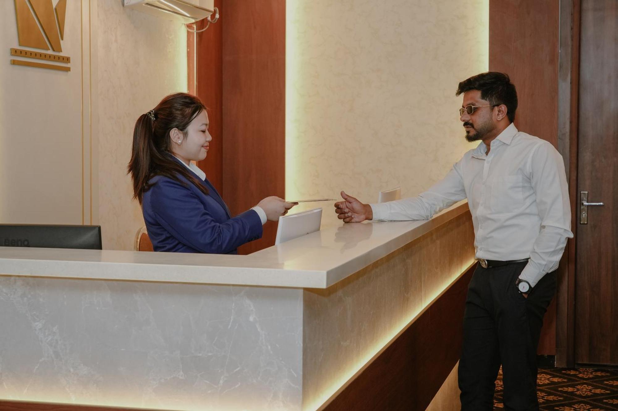 Hotel The King'S Meadows Golhalli Esterno foto