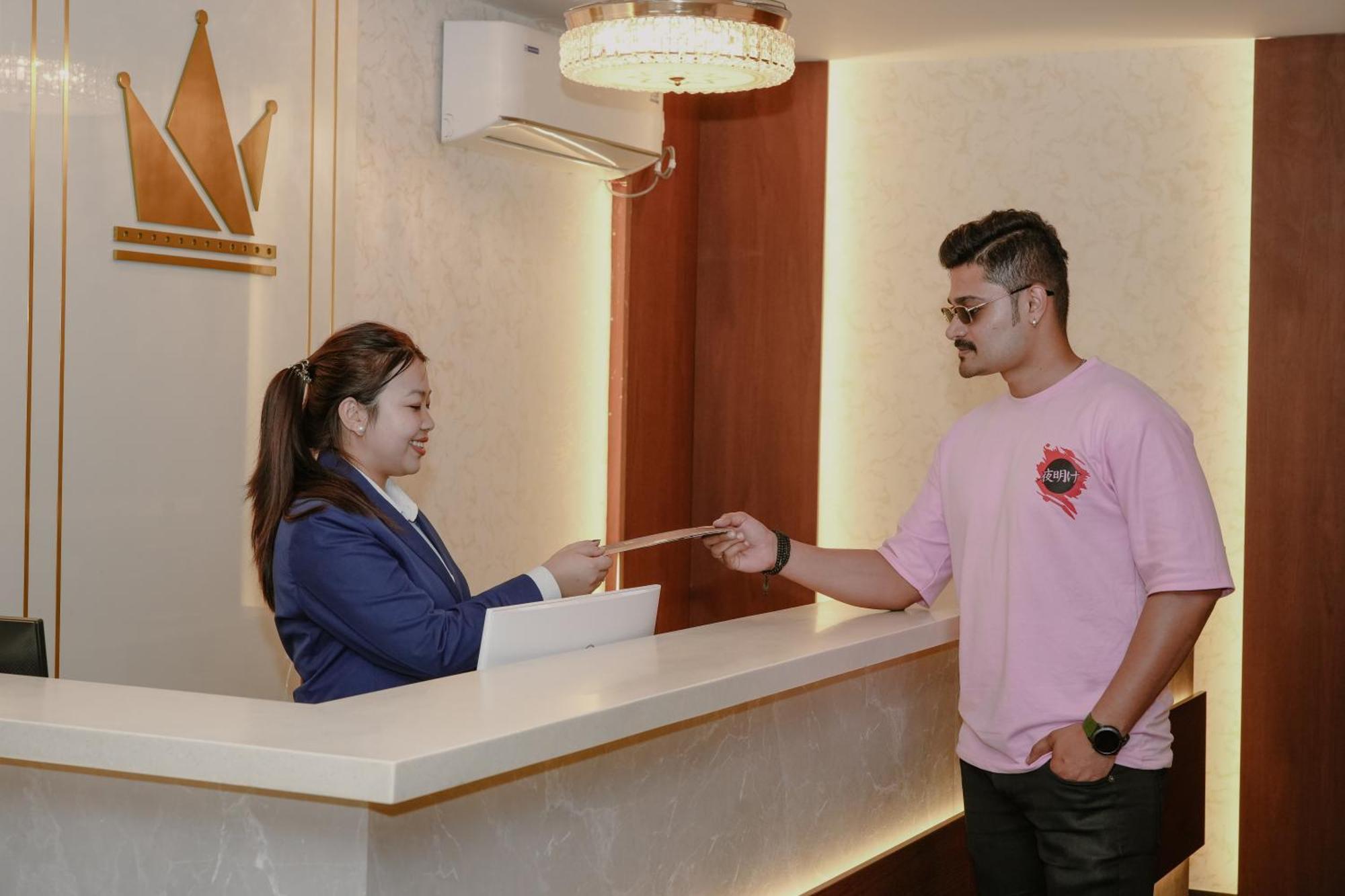 Hotel The King'S Meadows Golhalli Esterno foto