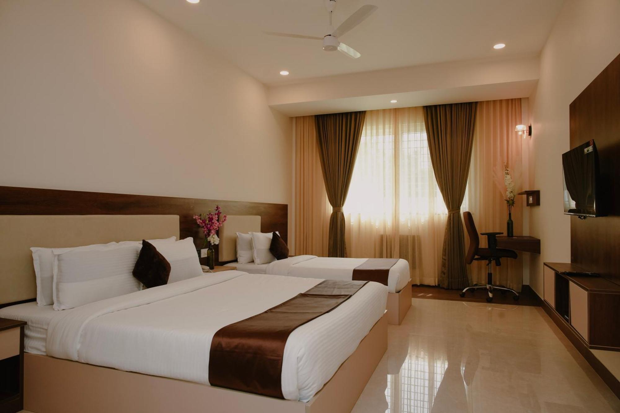 Hotel The King'S Meadows Golhalli Esterno foto
