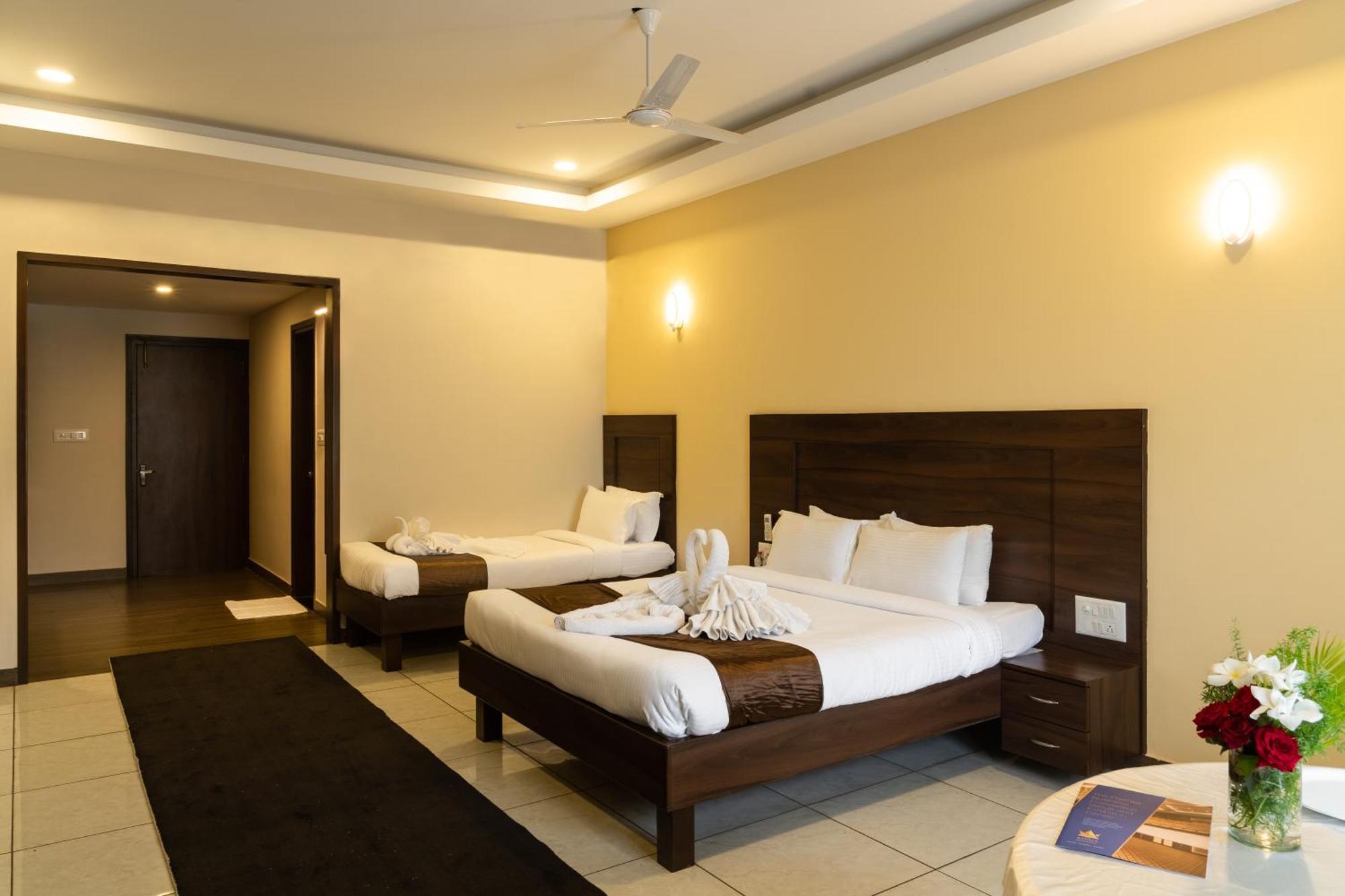Hotel The King'S Meadows Golhalli Esterno foto